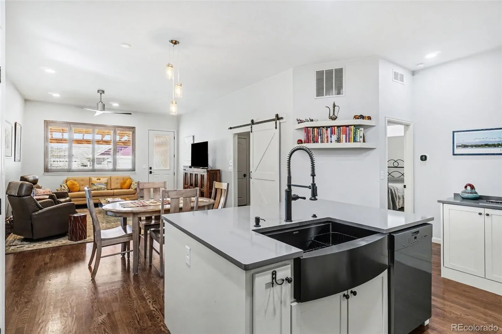 03202026202536 1600 11