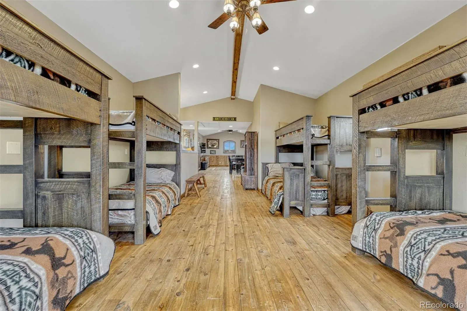 9565 Oak Springs Trail Franktown CO 80116 | MLS #REC6071988 11262025234002 1600 38