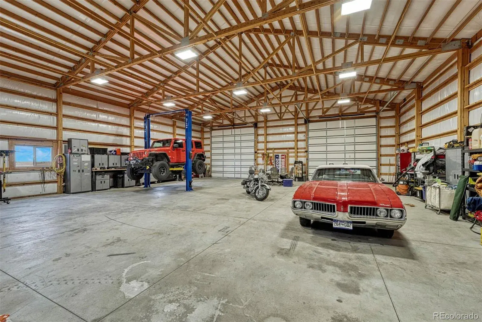 9565 Oak Springs Trail Franktown CO 80116 | MLS #REC6071988 11262025234002 1600 39