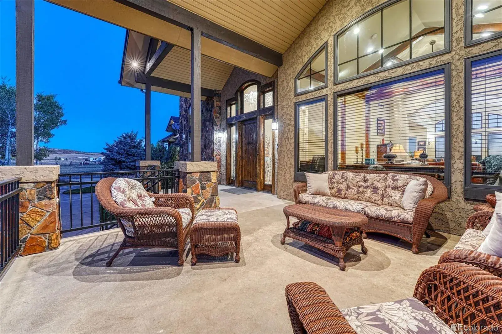 9565 Oak Springs Trail Franktown CO 80116 | MLS #REC6071988 11262025234002 1600 43