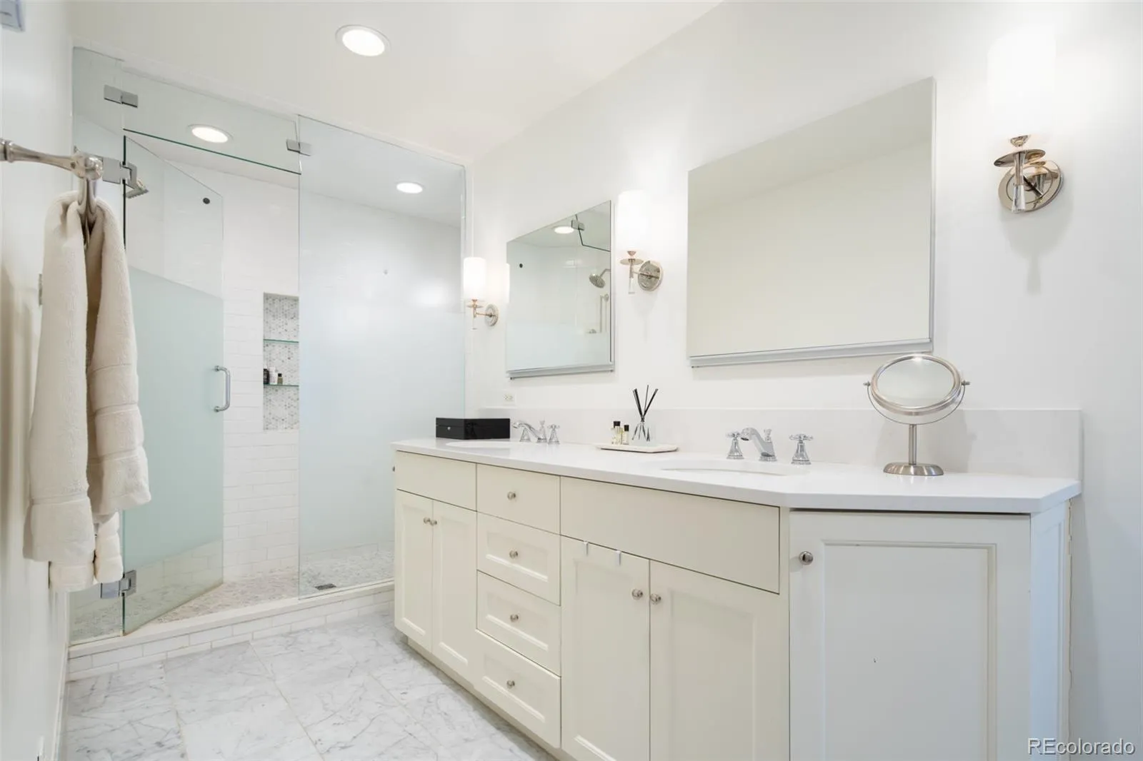 04012026161235 1600 18