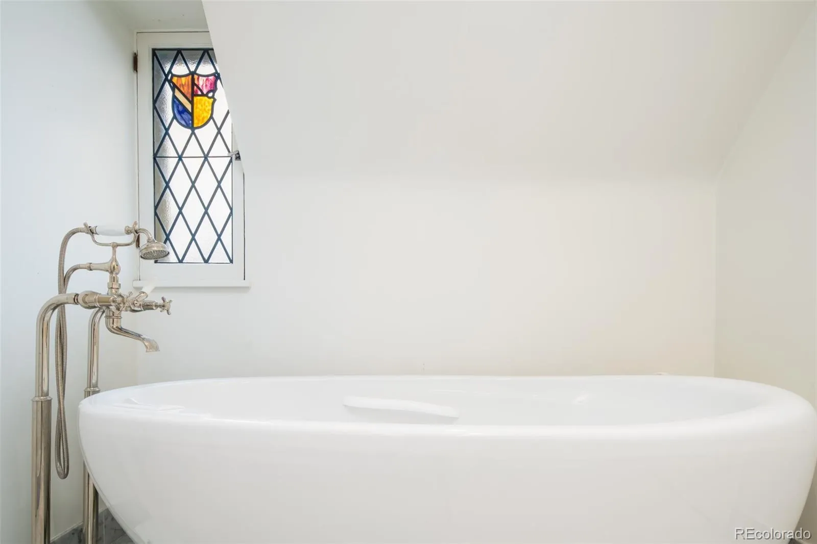 04012026161235 1600 21