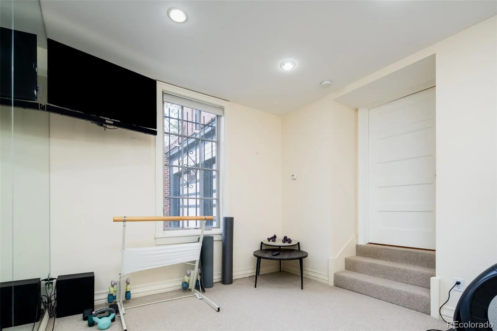 04012026161235 1600 38