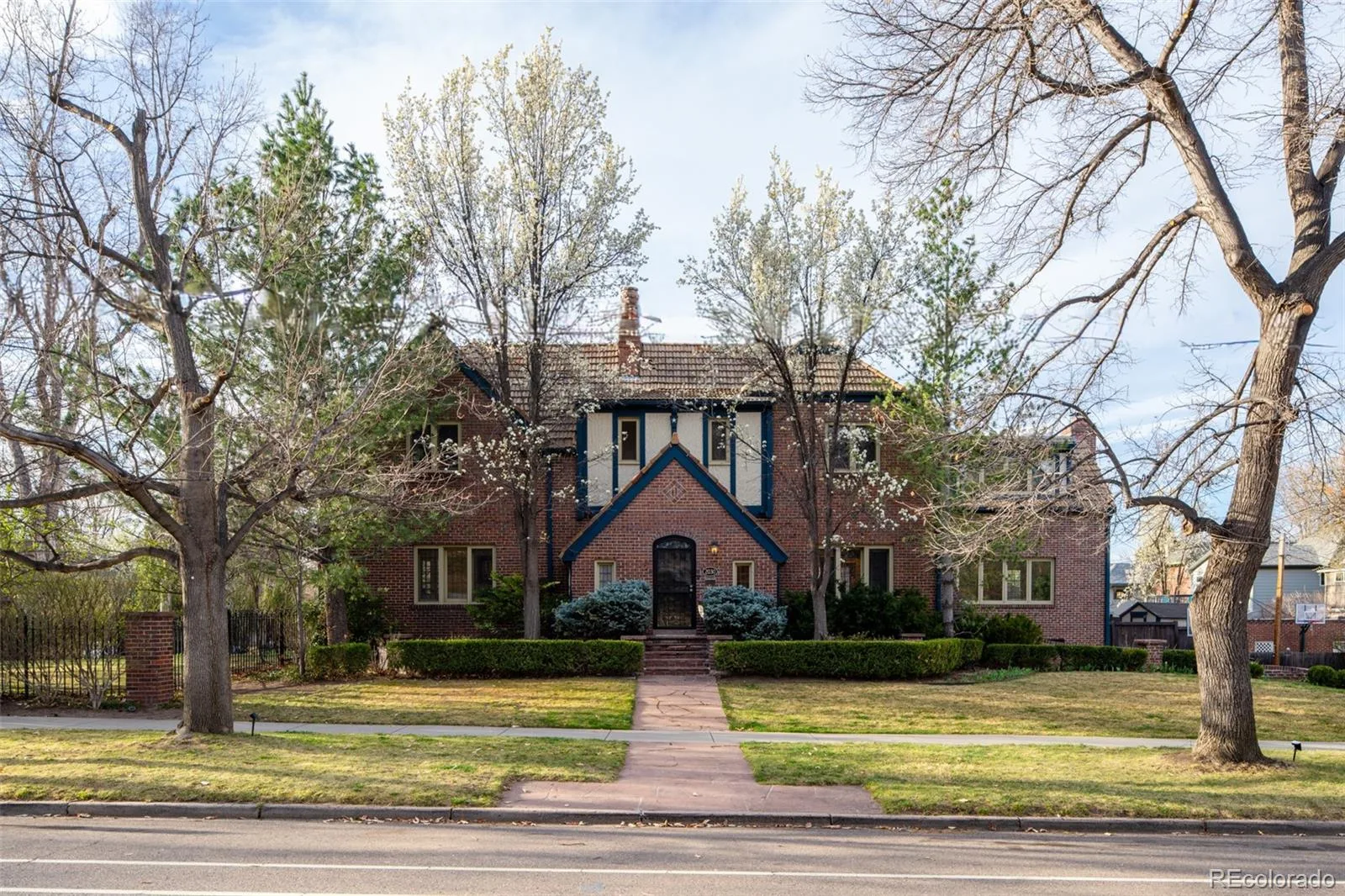 2030 E 7th Avenue Parkway Denver CO 80206 MLS #REC6073920 05292026192944 1600 0