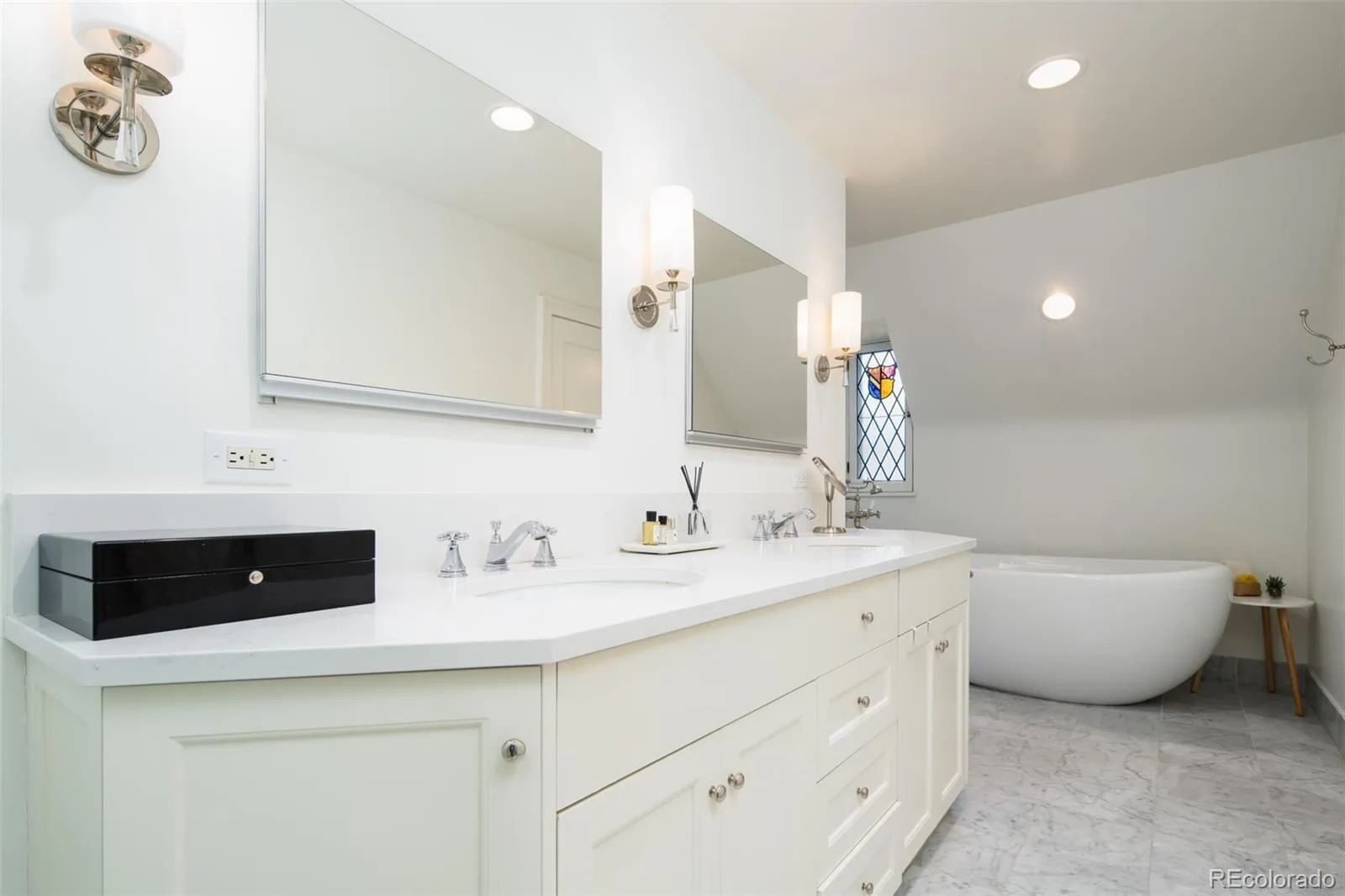 2030 E 7th Avenue Parkway Denver CO 80206 MLS #REC6073920 05292026192944 1600 20