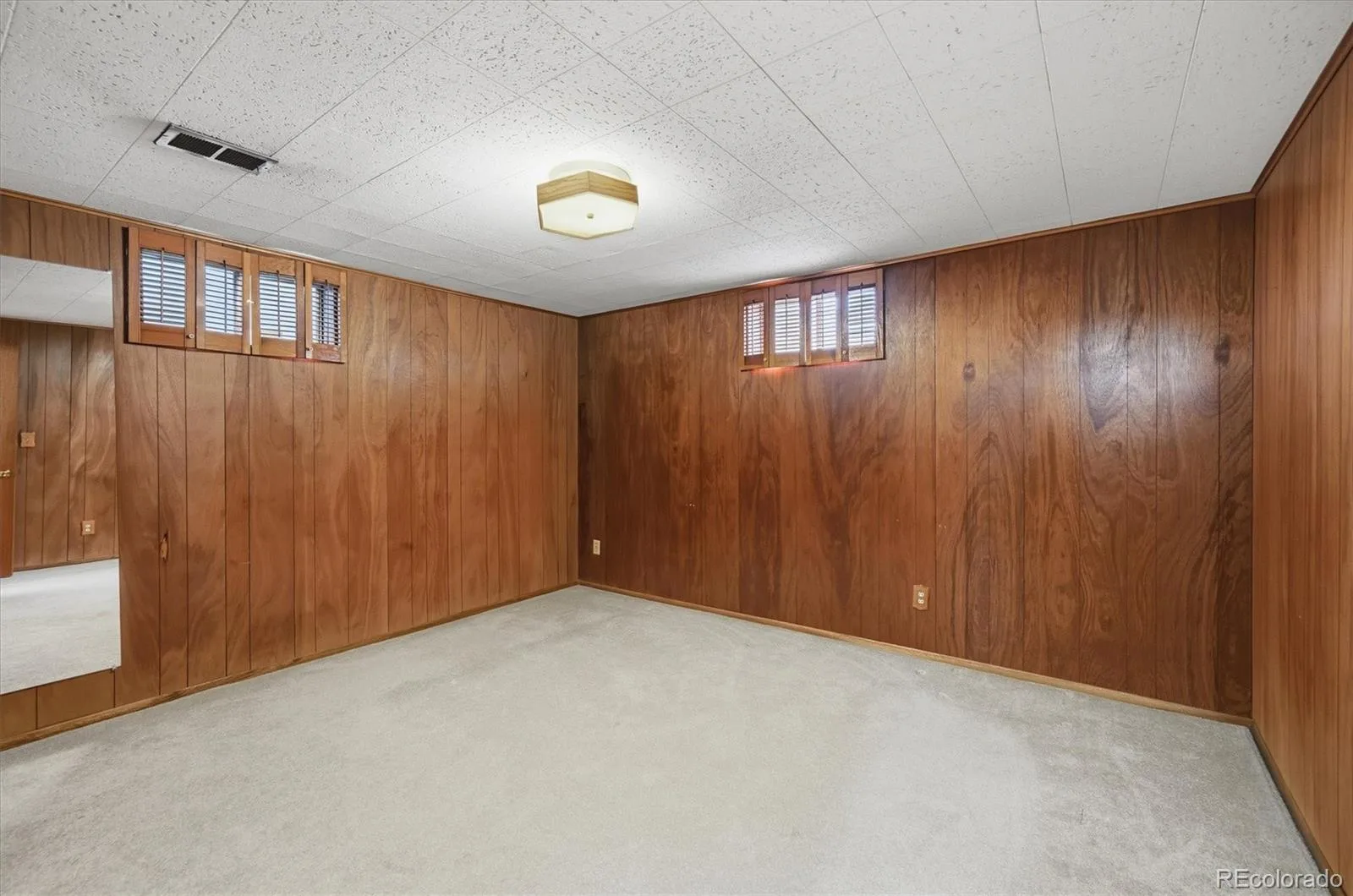 2182 W Briarwood Avenue Littleton CO 80120 MLS #REC6074860 06262026151713 1600 34