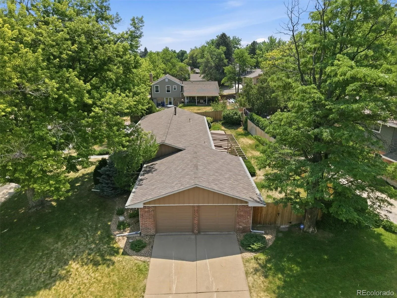 2182 W Briarwood Avenue Littleton CO 80120 MLS #REC6074860 06262026151713 1600 44
