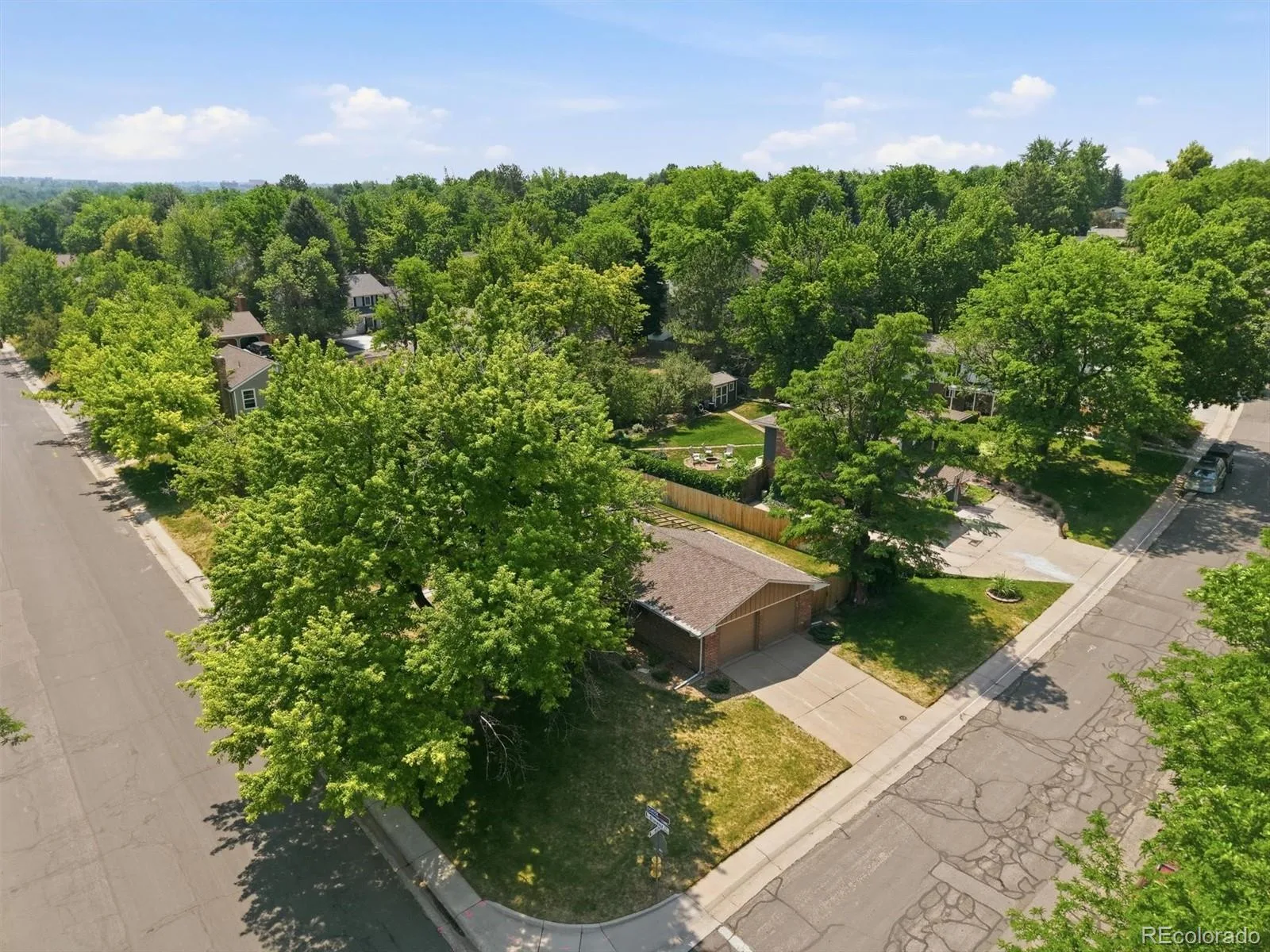 2182 W Briarwood Avenue Littleton CO 80120 MLS #REC6074860 06262026151713 1600 45
