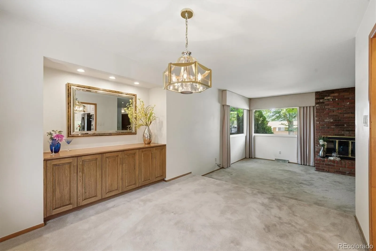 2182 W Briarwood Avenue Littleton CO 80120 MLS #REC6074860 06262026151713 1600 9