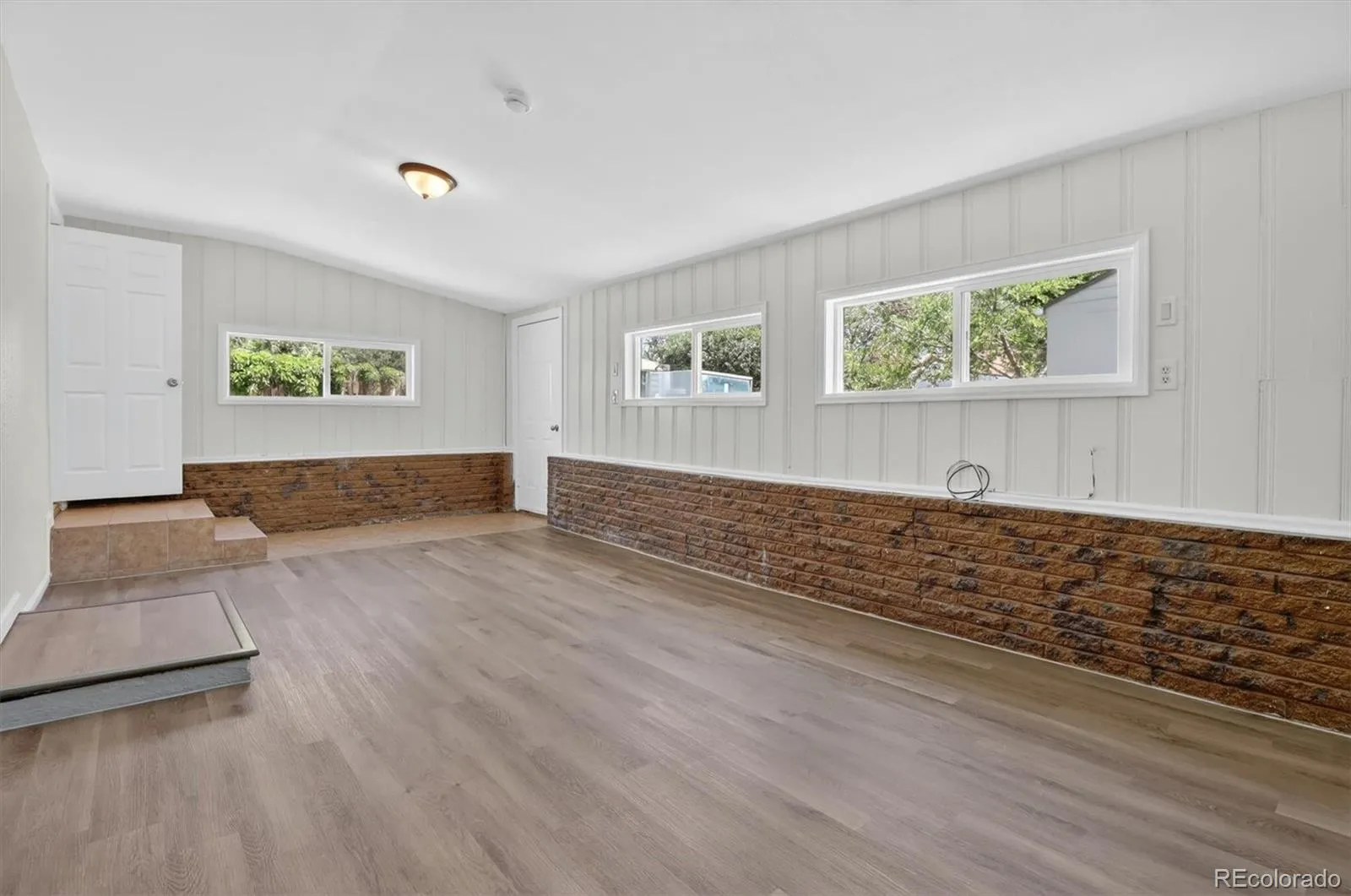 1908 Geneva Street Aurora CO 80010 MLS #REC6075167 05282026024916 1600 16