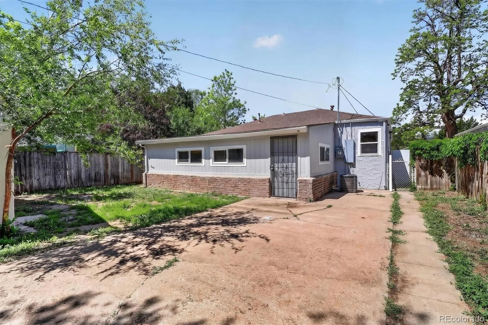 1908 Geneva Street Aurora CO 80010 MLS #REC6075167 05282026024916 1600 29