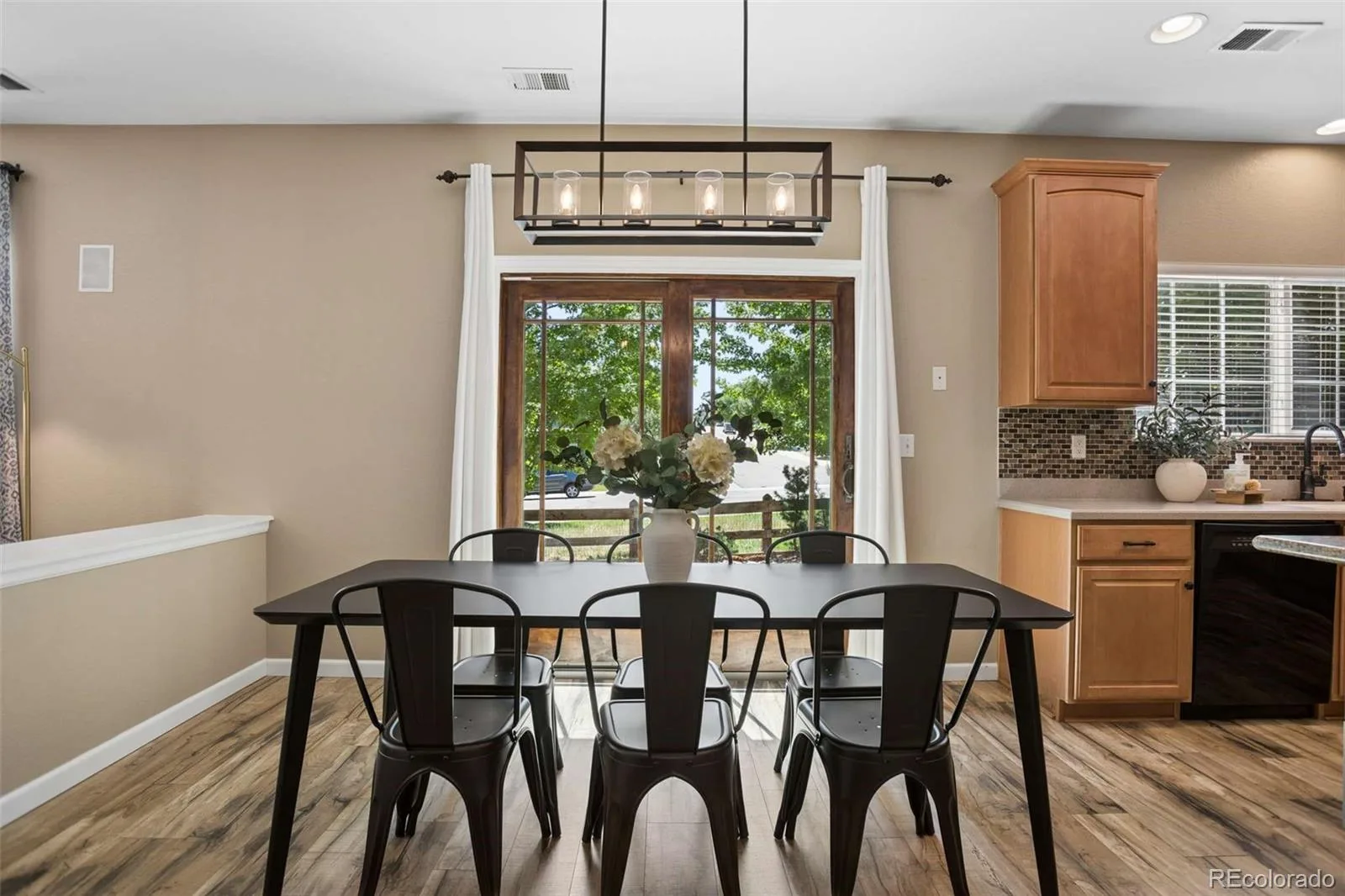 3528 Wonder Drive Castle Rock CO 80109 | MLS #REC6075787 08032026181454 1600 16
