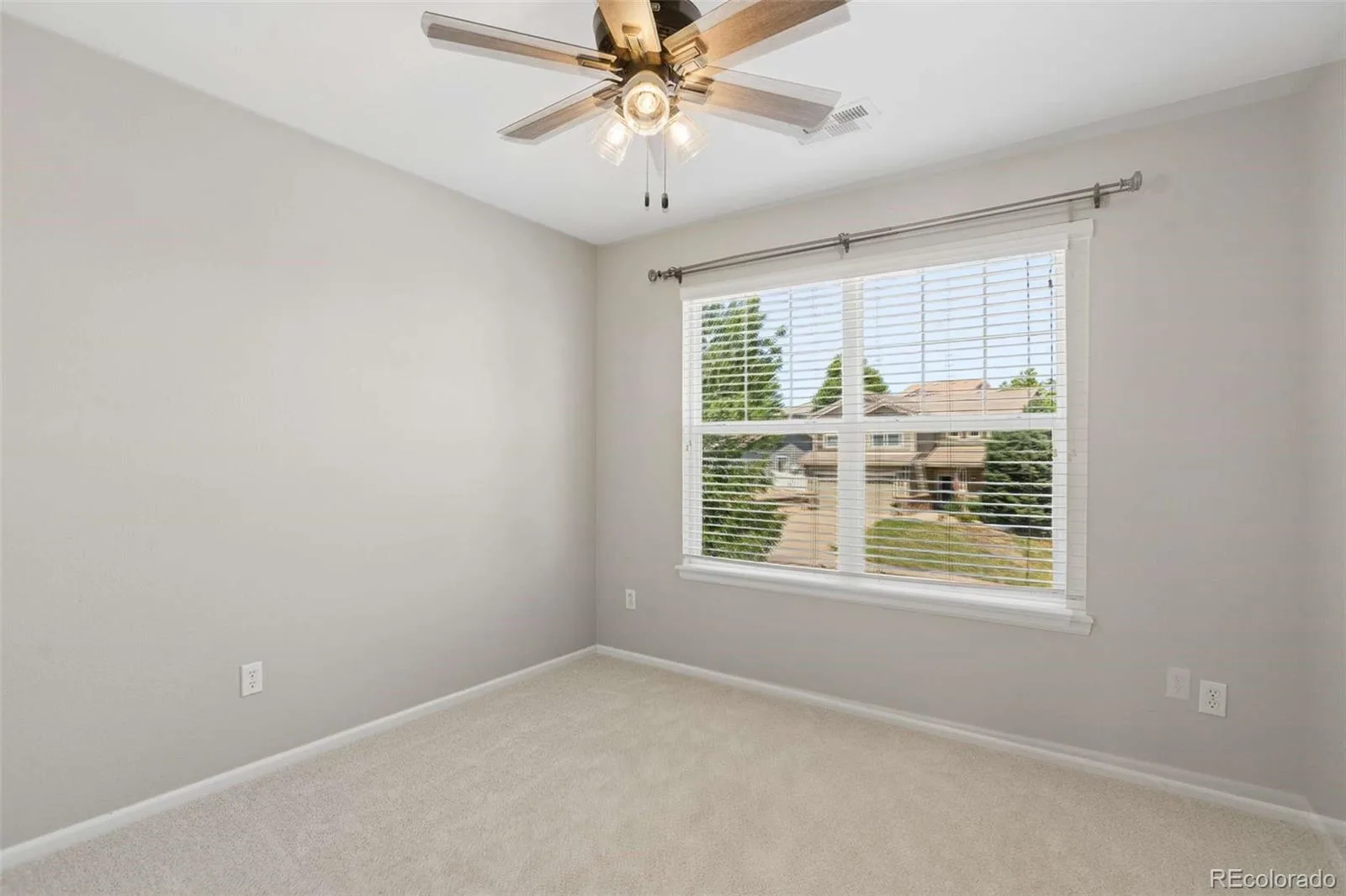 3528 Wonder Drive Castle Rock CO 80109 | MLS #REC6075787 08032026181454 1600 32