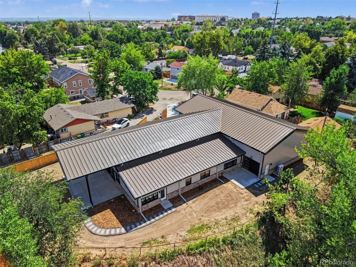 1131 Urban Street Lakewood CO 80401 | MLS #REC6076655 08262026054232 1200 3