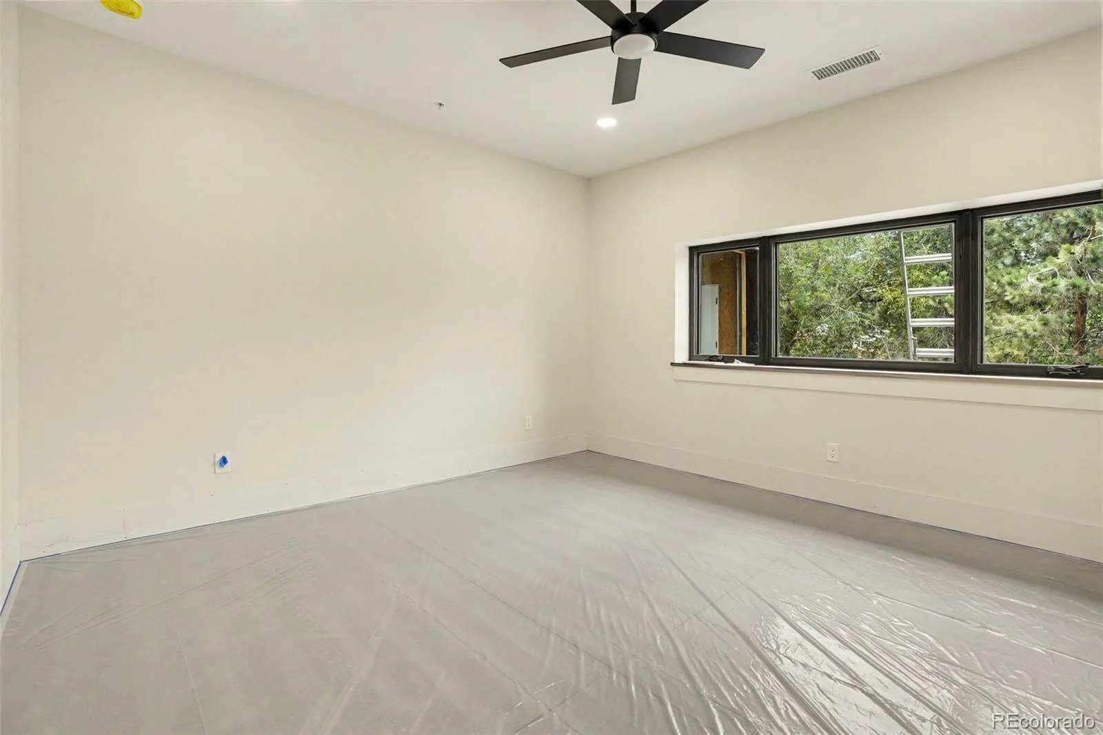 1131 Urban Street Lakewood CO 80401 | MLS #REC6076655 08262026054232 1600 23