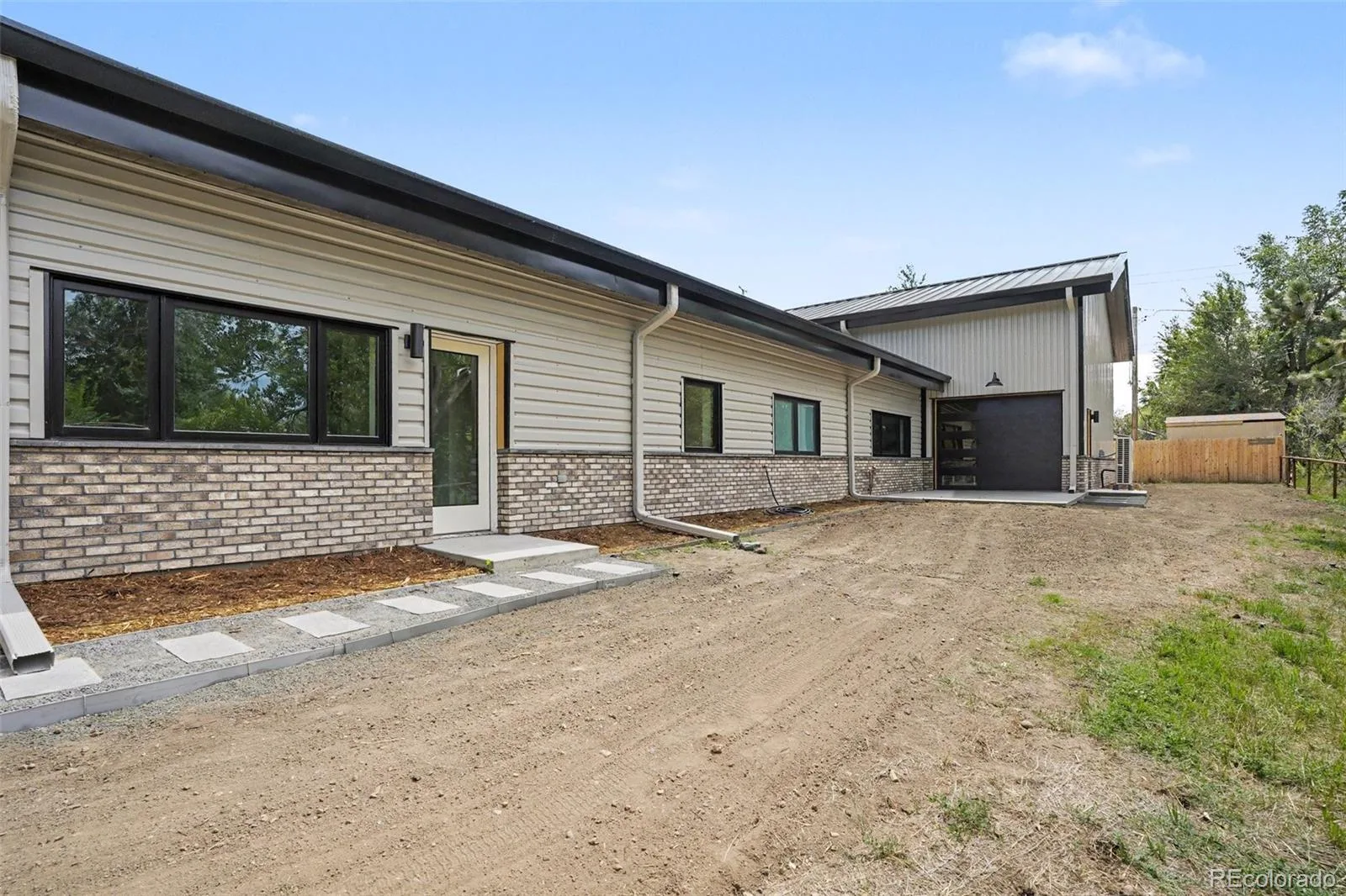 1131 Urban Street Lakewood CO 80401 | MLS #REC6076655 08262026054232 1600 39