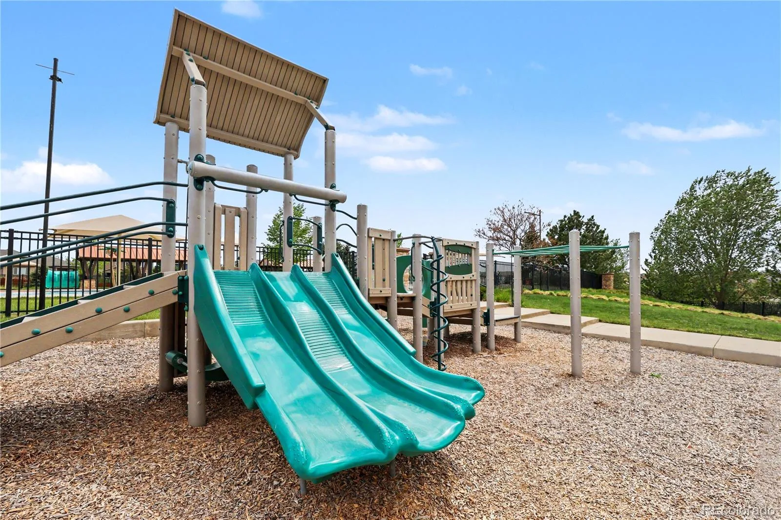 22669 E Tufts Place Aurora CO 80015 | MLS #REC6077280 08262026225158 1600 21