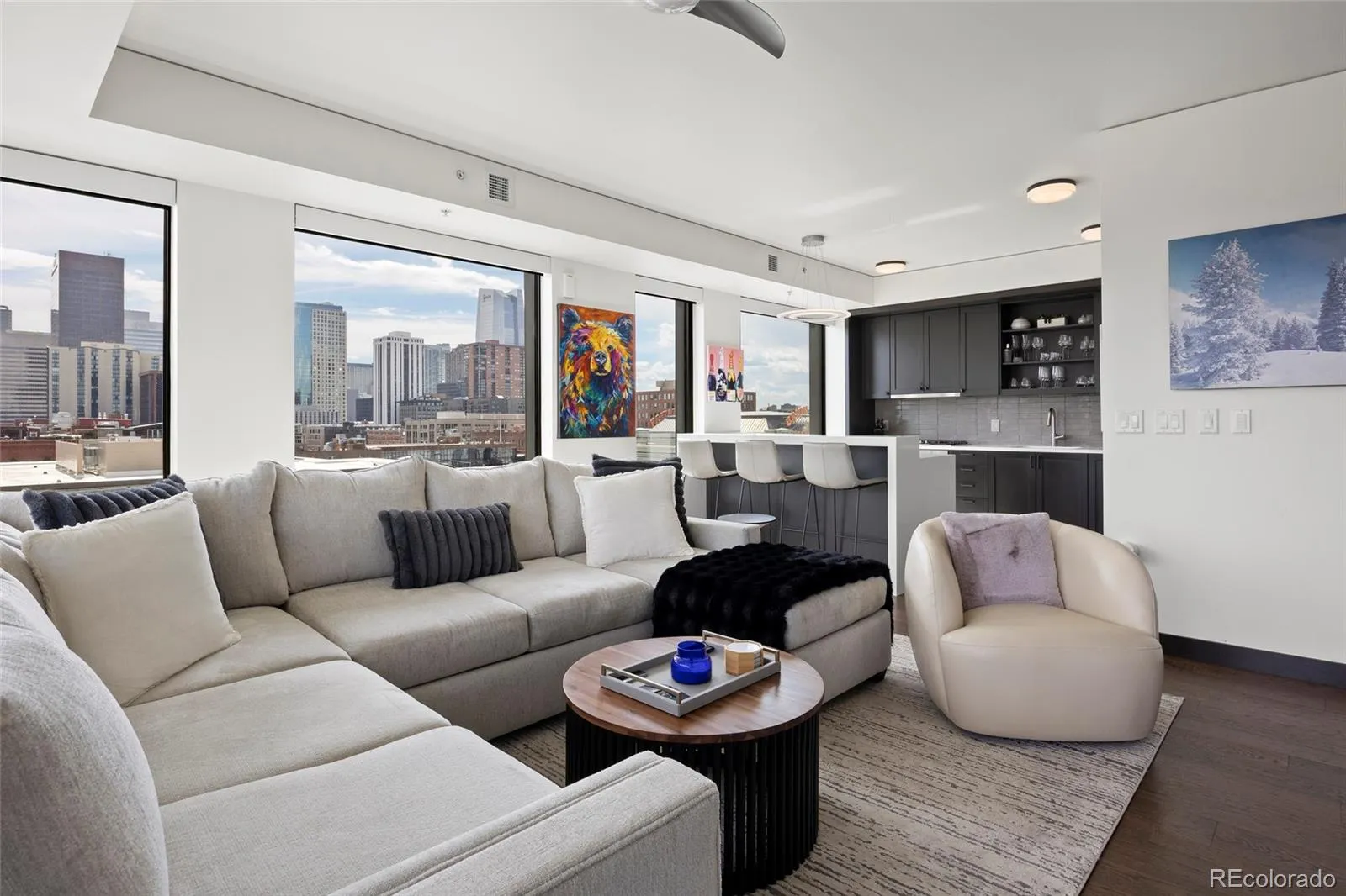 04112026202458 1600 9