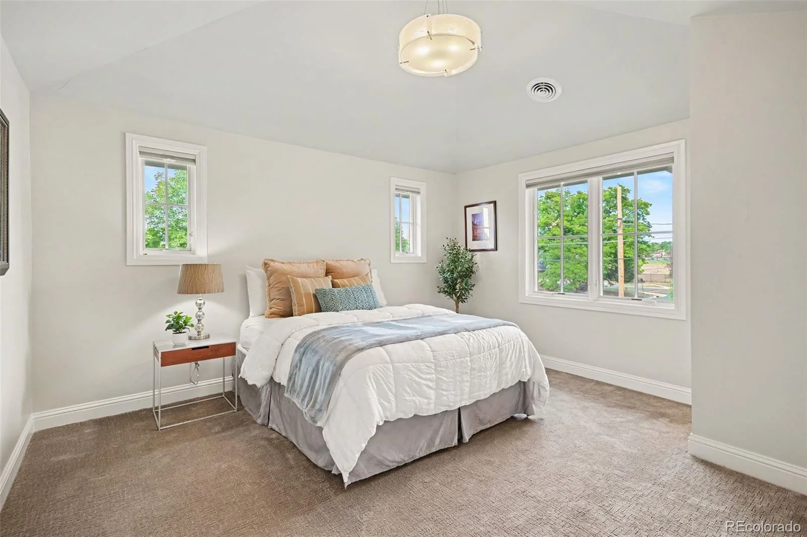 1400 S Saint Paul Street Denver CO 80210 | MLS #REC6079559 08192026174313 1600 20