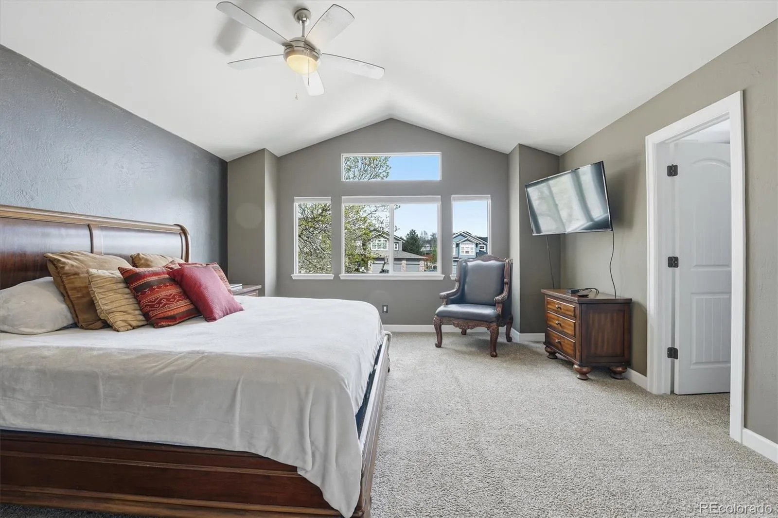 6531 S Simms Way Littleton CO 80127 MLS #REC6079847 05082026154700 1600 29