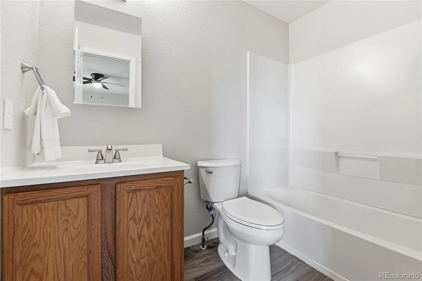 6011 S Zante Circle Aurora CO 80015 MLS #REC6079887 05182026182219 1600 15