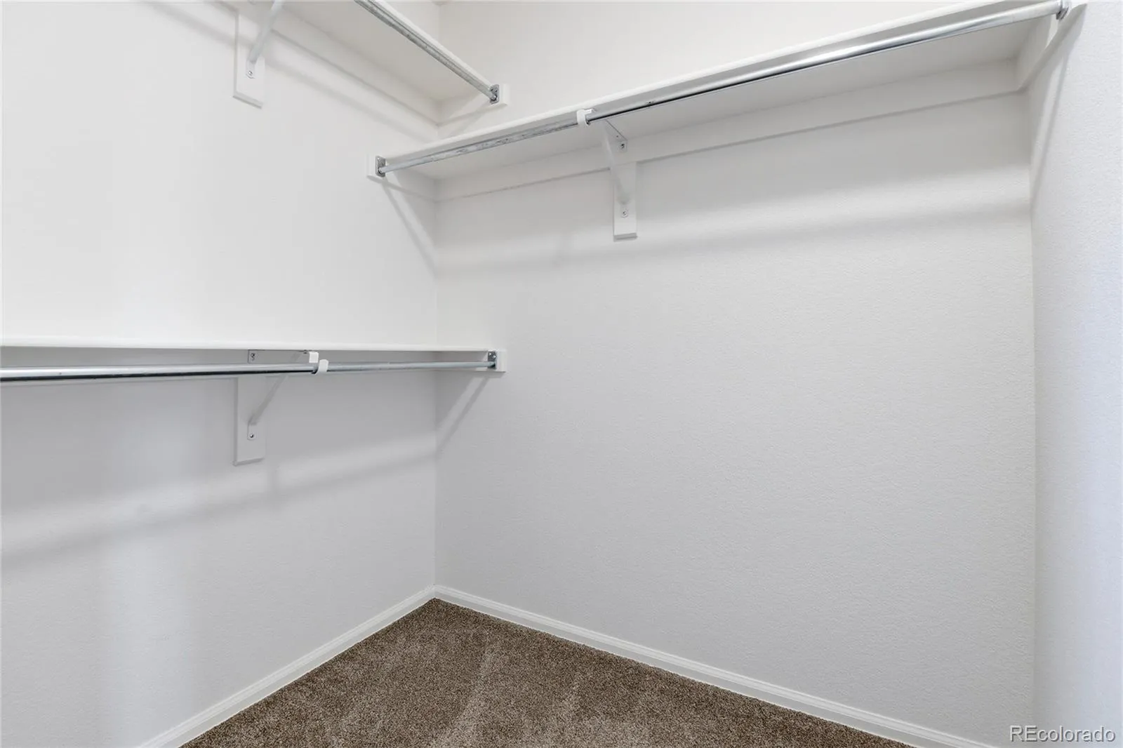 6011 S Zante Circle Aurora CO 80015 MLS #REC6079887 05182026182219 1600 16