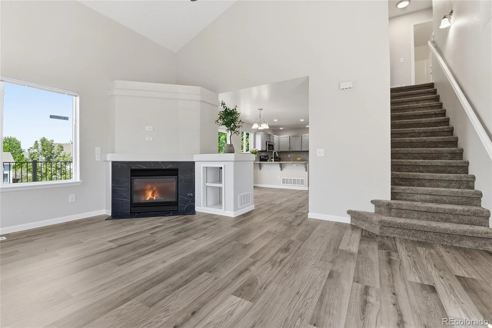 6011 S Zante Circle Aurora CO 80015 MLS #REC6079887 05182026182219 1600 3