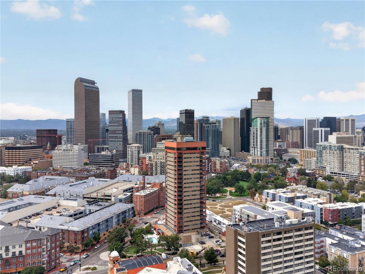 100 Park Avenue #1704 Denver CO 80205 | MLS #REC6083514 MLS #REC6083514 image #0