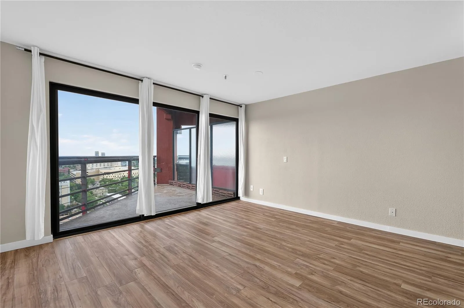 100 Park Avenue #1704 Denver CO 80205 | MLS #REC6083514 08292026005902 1600 11
