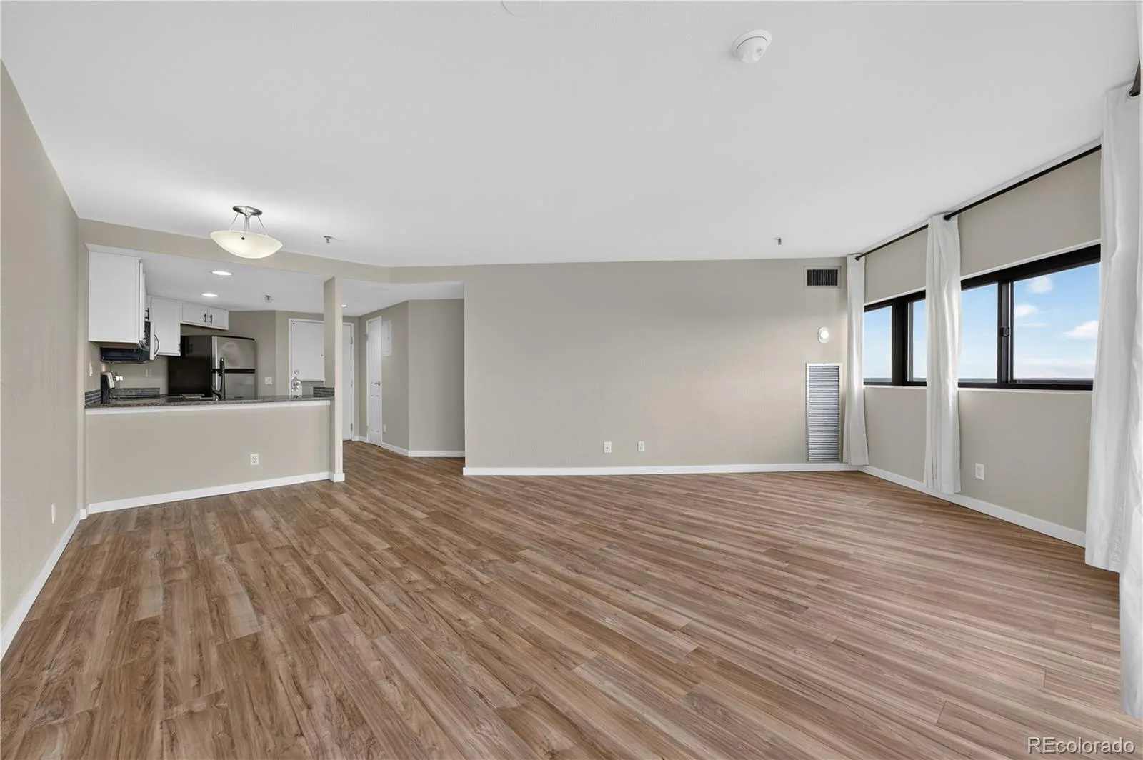 100 Park Avenue #1704 Denver CO 80205 | MLS #REC6083514 08292026005902 1600 15