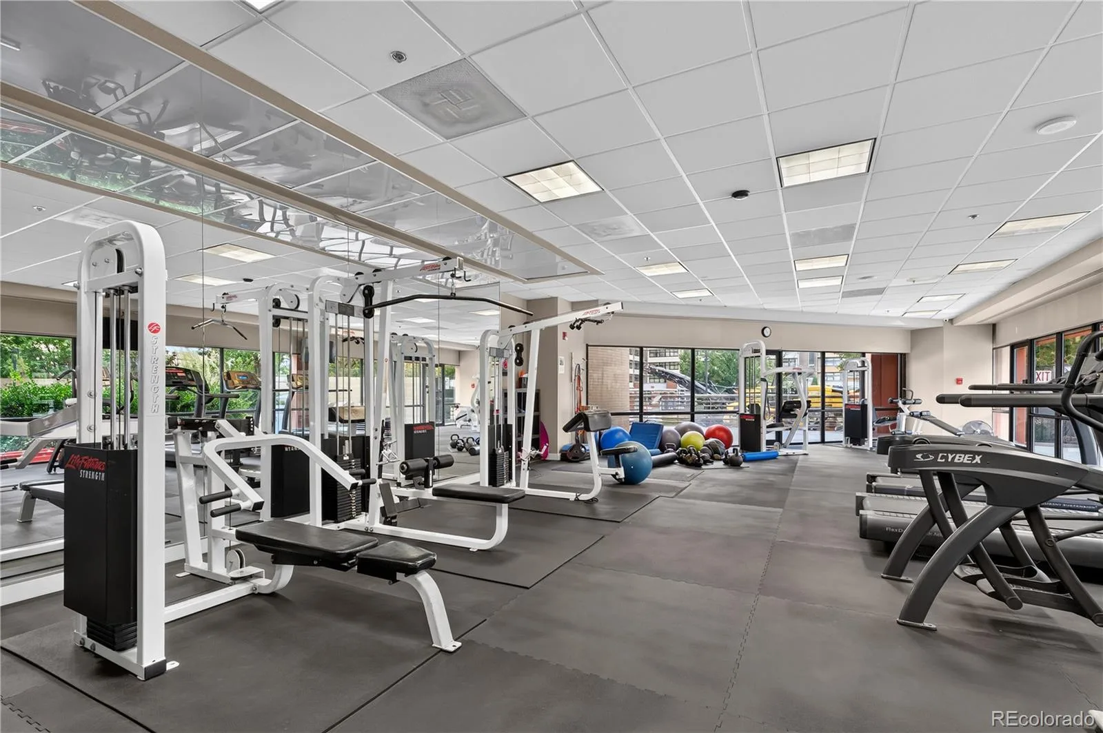 100 Park Avenue #1704 Denver CO 80205 | MLS #REC6083514 08292026005902 1600 26