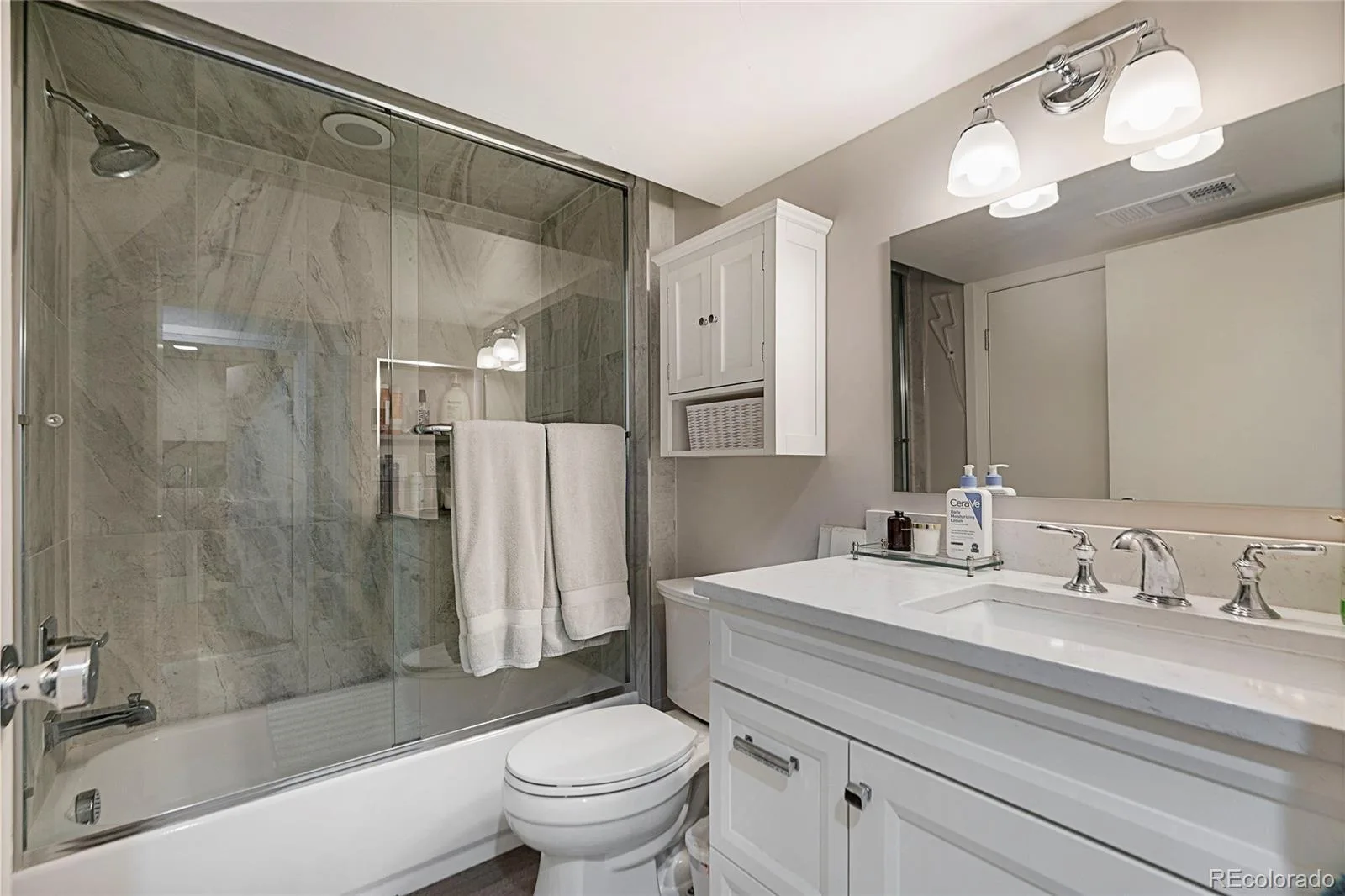 7649 S Cedar Circle Littleton CO 80120 | MLS #REC6084370 08142026012350 1600 27