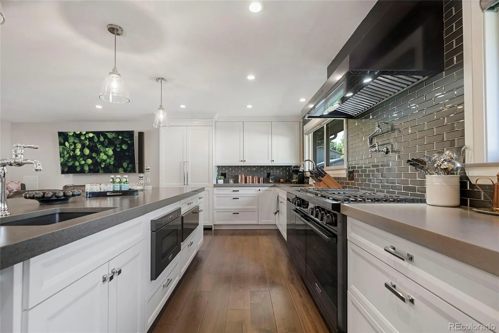 7649 S Cedar Circle Littleton CO 80120 | MLS #REC6084370 08142026012350 1600 6