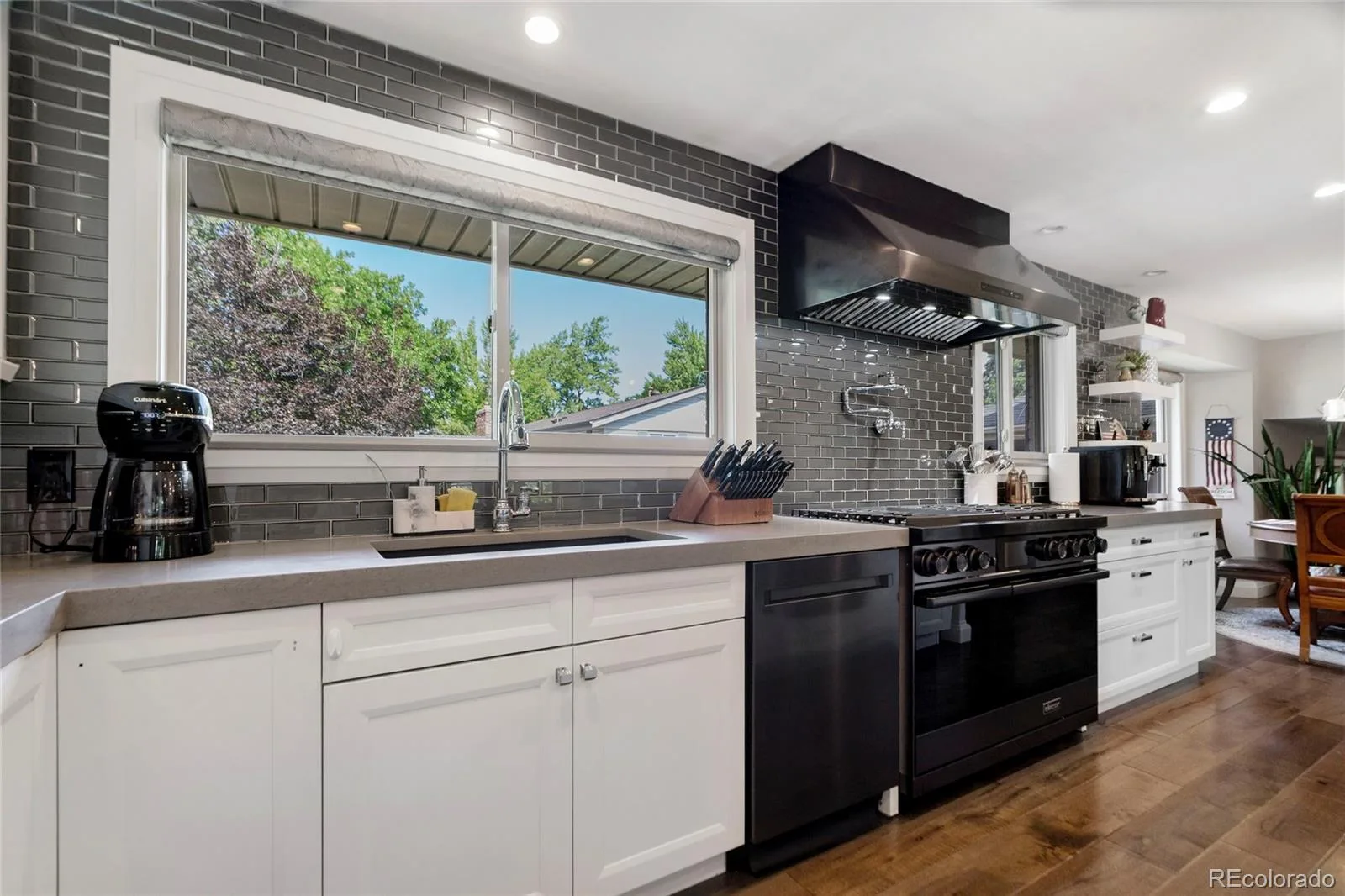 7649 S Cedar Circle Littleton CO 80120 | MLS #REC6084370 08142026012350 1600 7