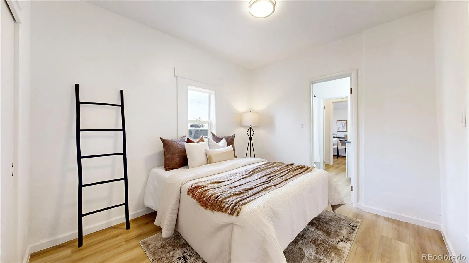 04062026053217 1600 11