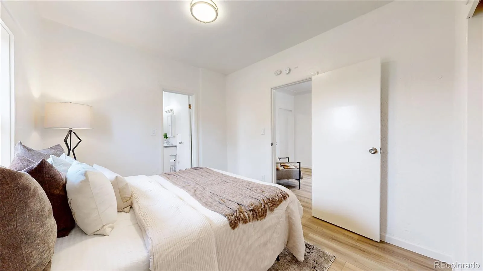 04062026053217 1600 13