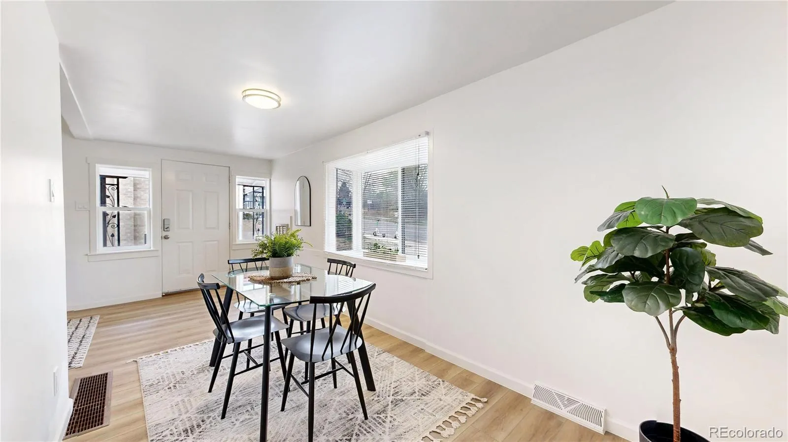 04062026053217 1600 8