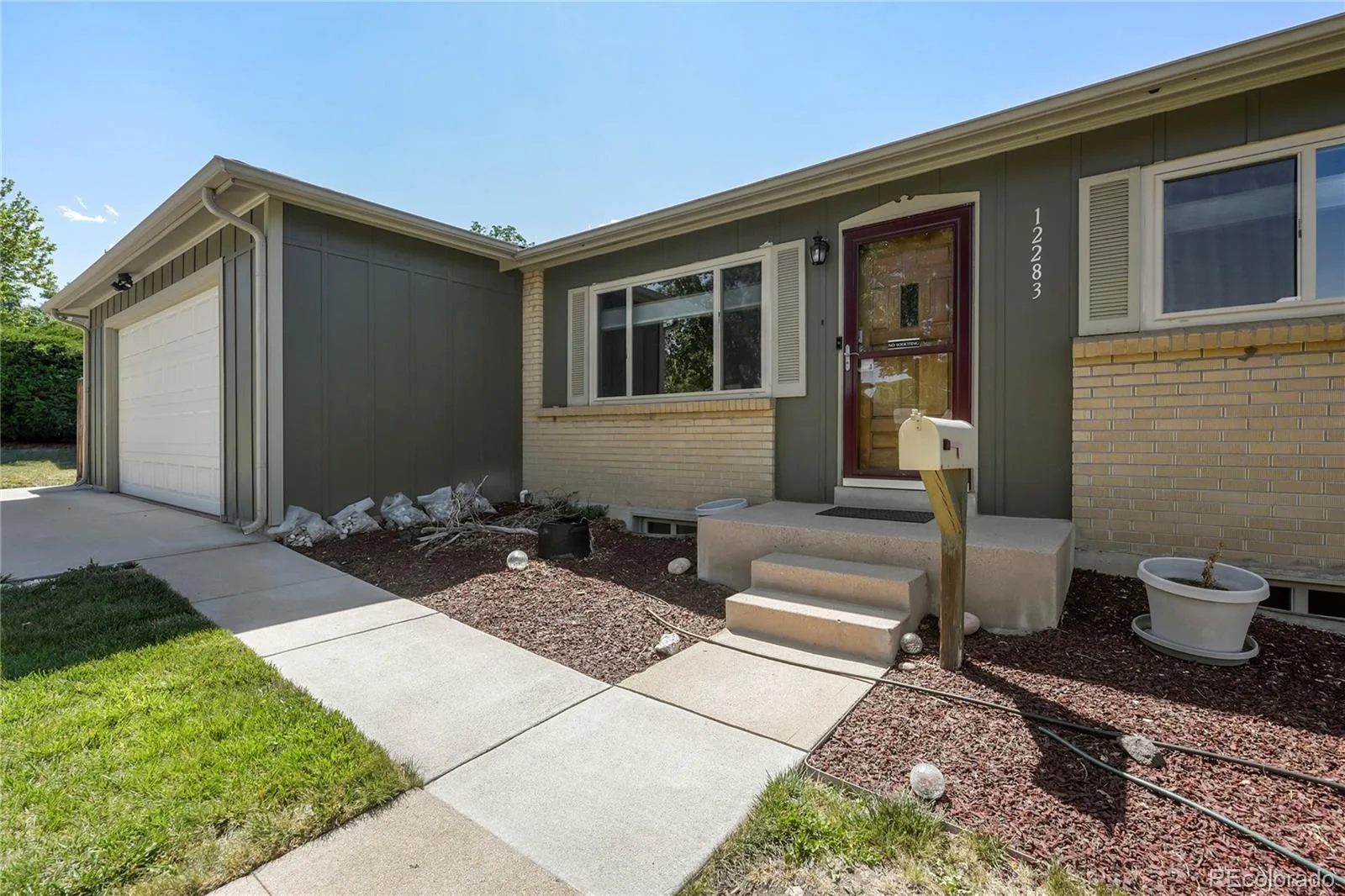 12283 W Exposition Drive Lakewood CO 80228 MLS #REC6088070 06192026035643 1600 2