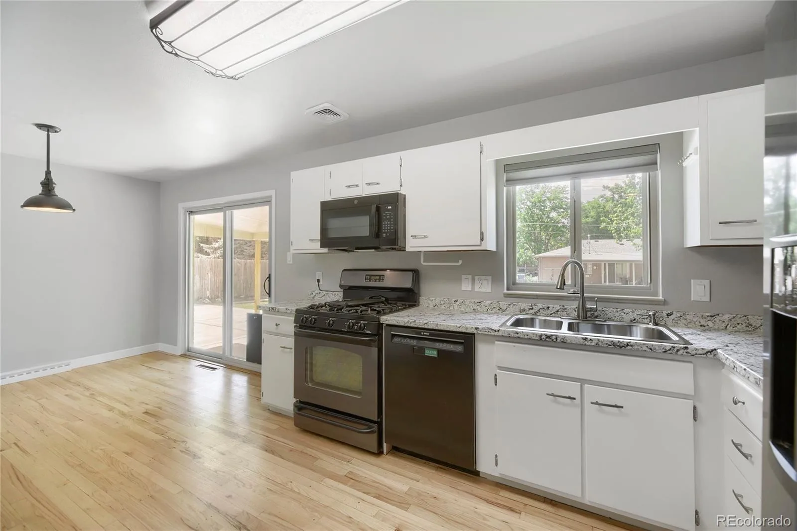 12283 W Exposition Drive Lakewood CO 80228 MLS #REC6088070 06192026035643 1600 9