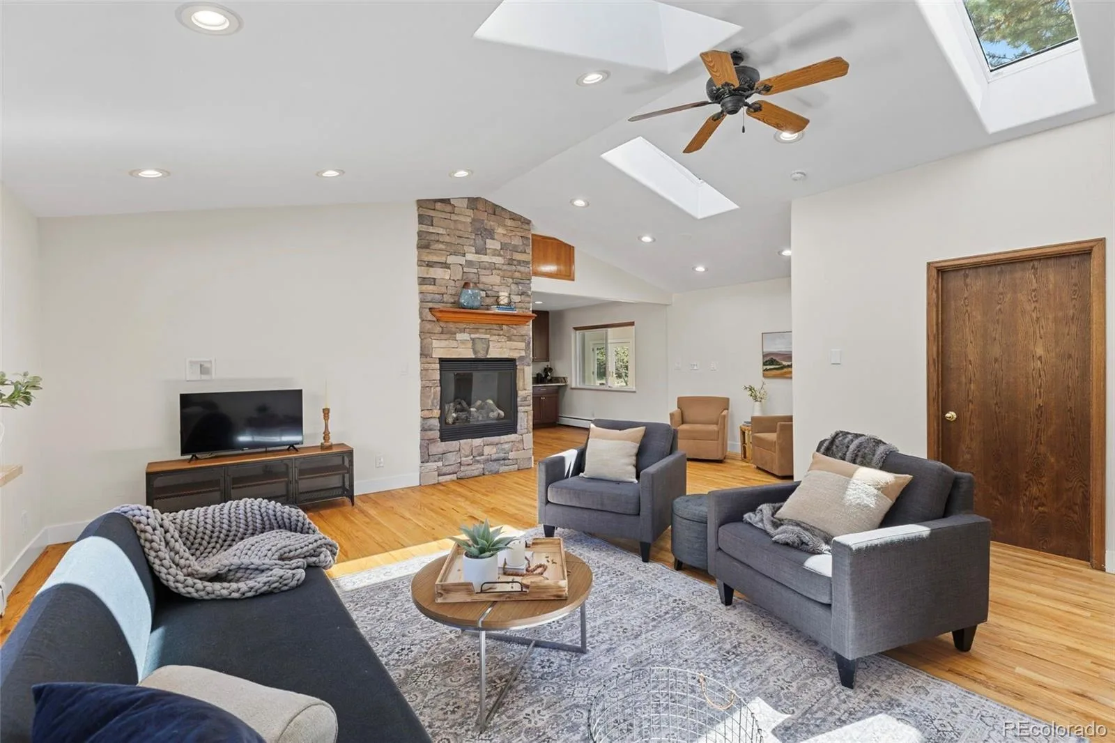 6650 S Billings Way Centennial CO 80111 | MLS #REC6092032 07232026043418 1600 19