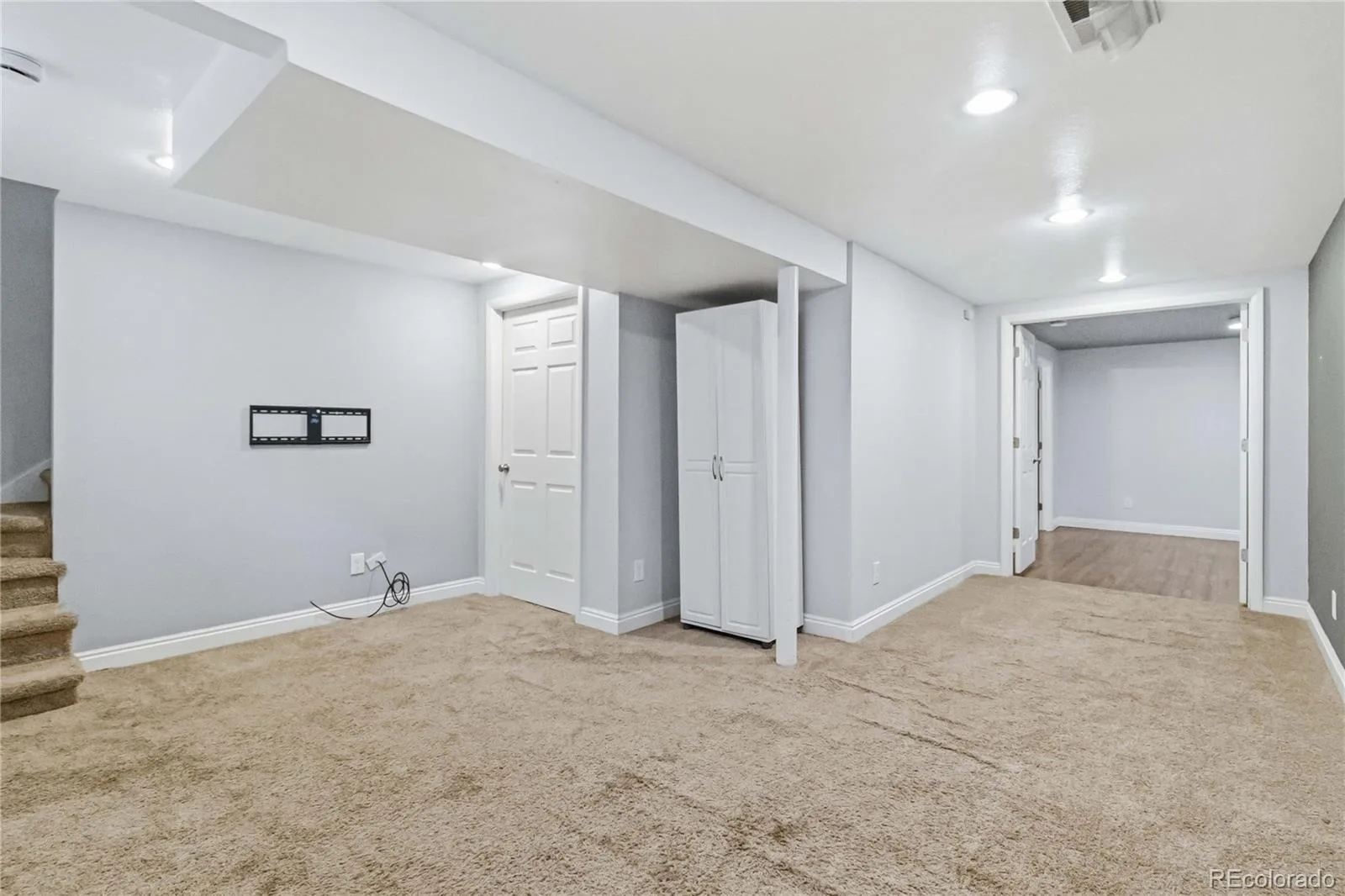 3511 Newport Street Denver CO 80207 | MLS #REC6093202 07162026181545 1600 18