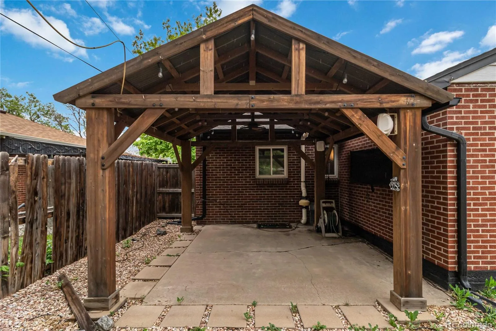 3511 Newport Street Denver CO 80207 | MLS #REC6093202 07162026181545 1600 23