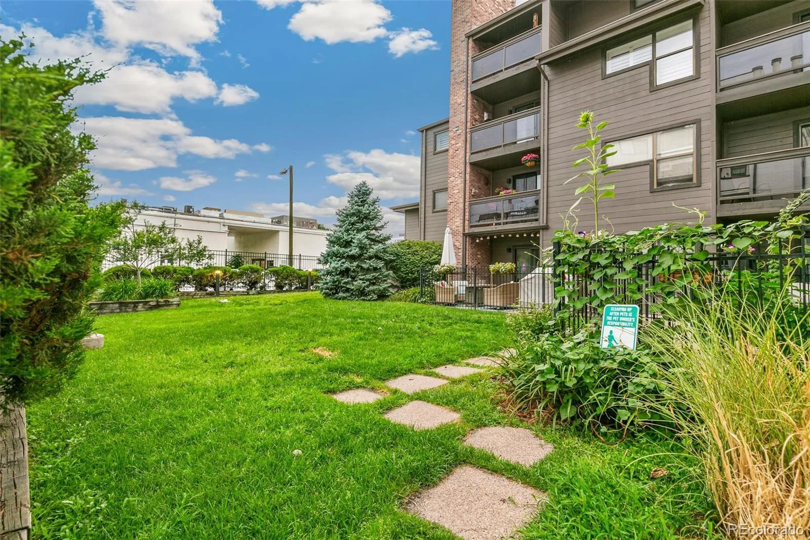 350 Detroit Street #403 Denver CO 80206 | MLS #REC6095118 08052026180034 1600 41