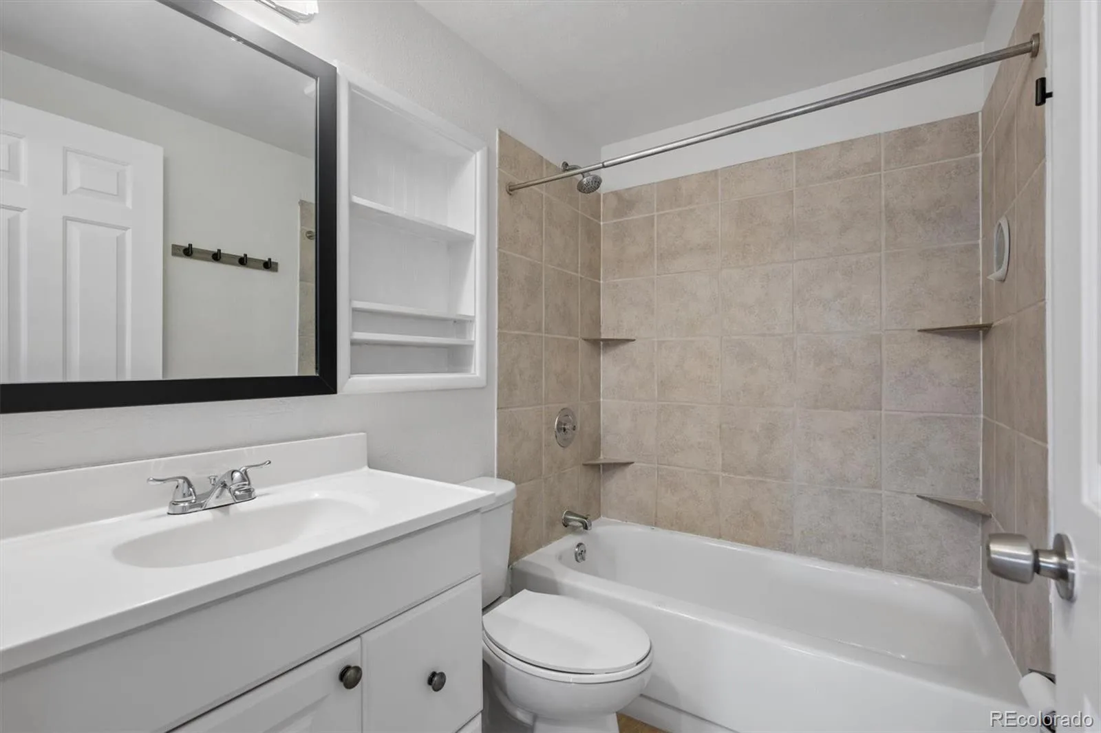 1087 Ingalls Street #10J Denver CO 80214 | MLS #REC6095207 07012026131135 1600 19