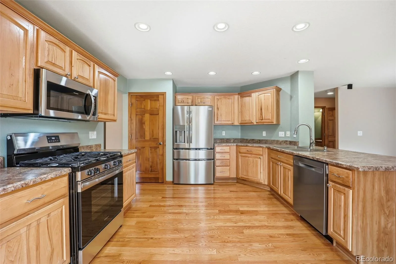 12097 Desert Hills Street Parker CO 80138 | MLS #REC6096900 06092026020047 1600 10