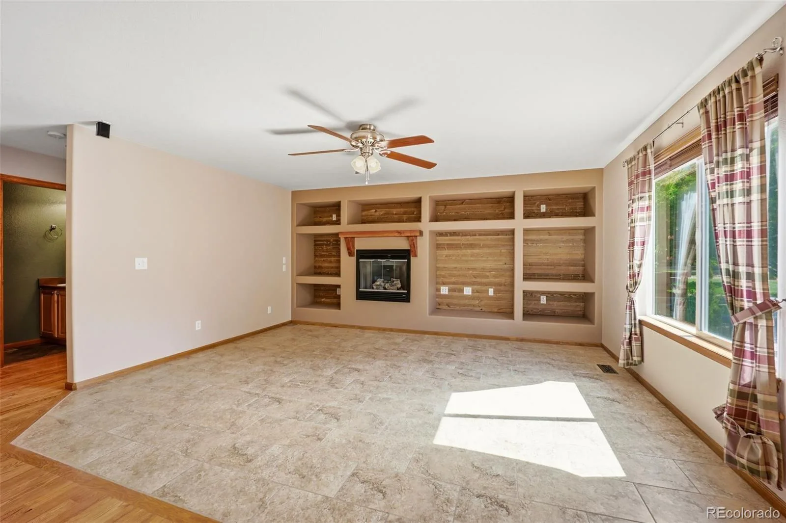 12097 Desert Hills Street Parker CO 80138 | MLS #REC6096900 06092026020047 1600 13