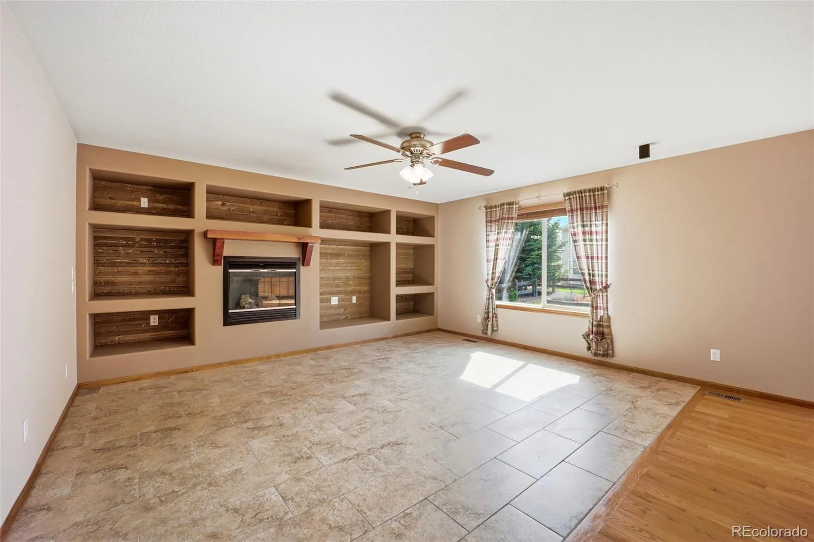 12097 Desert Hills Street Parker CO 80138 | MLS #REC6096900 06092026020047 1600 14