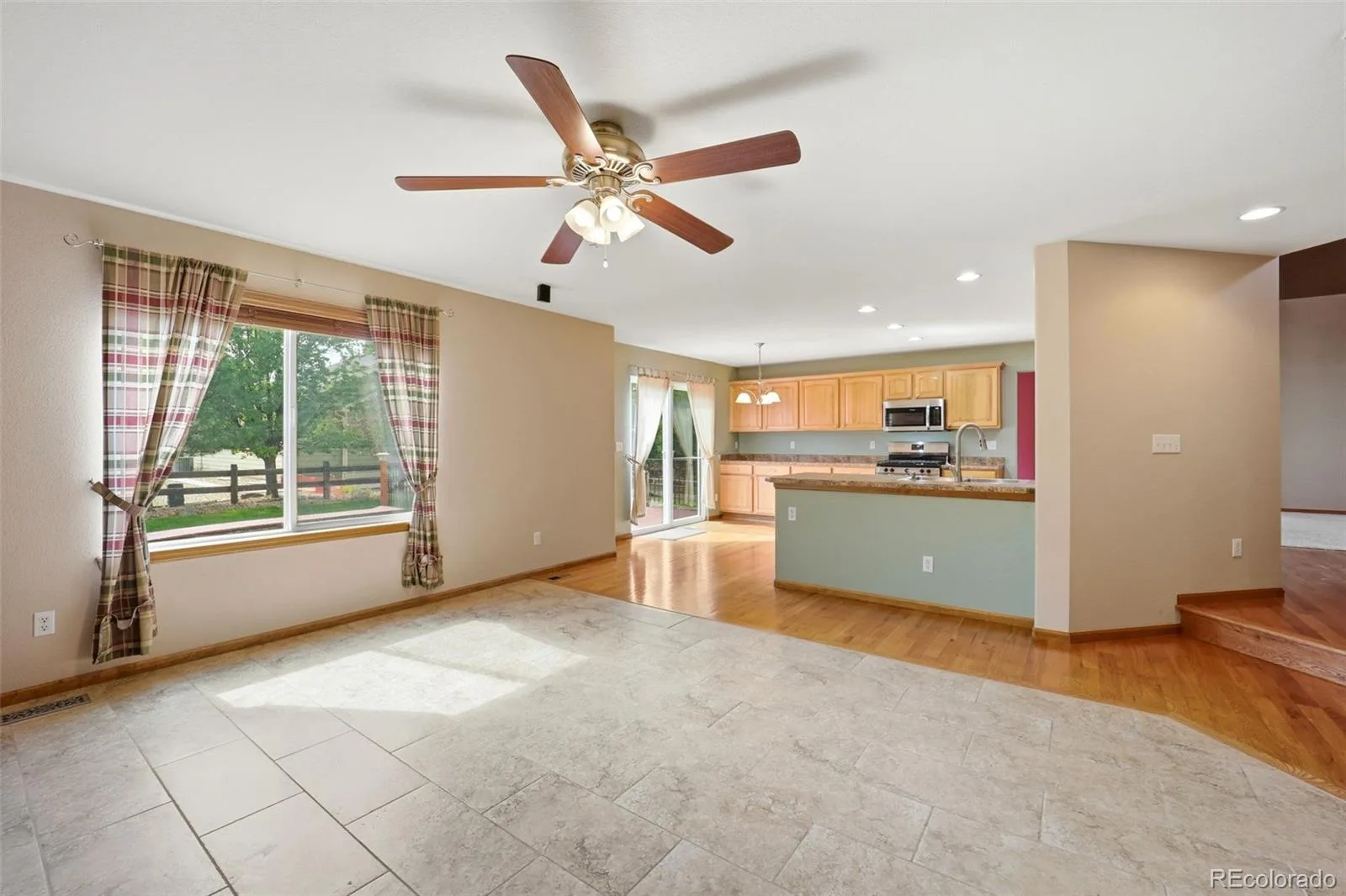 12097 Desert Hills Street Parker CO 80138 | MLS #REC6096900 06092026020047 1600 15