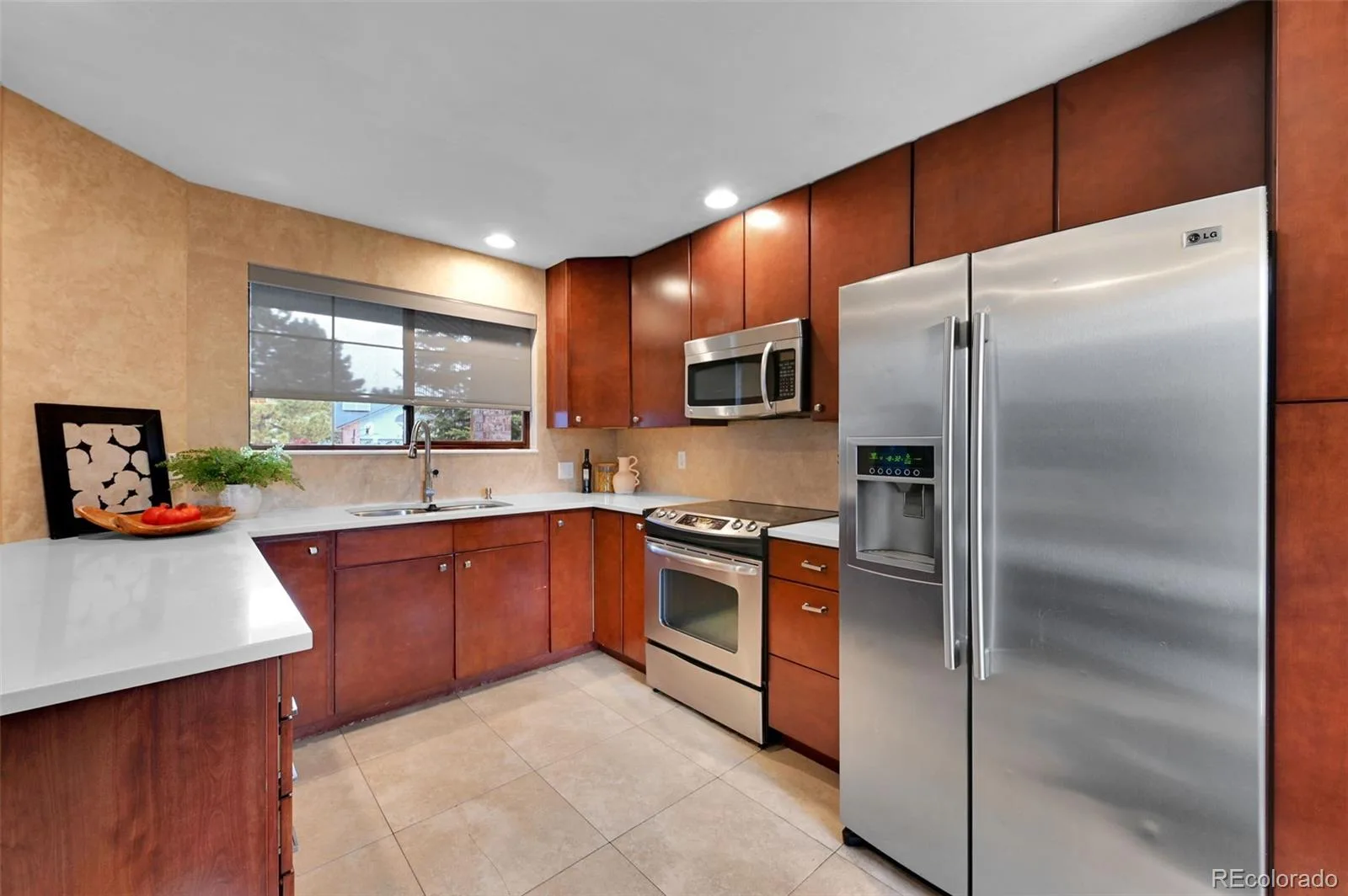 5440 S Vivian Street Littleton CO 80127 | MLS #REC6097929 06302026184127 1600 10