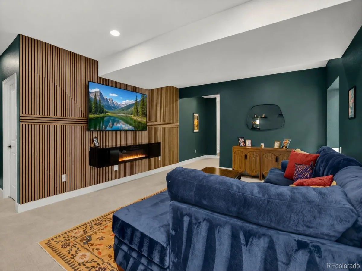 8940 Animas River Street Littleton CO 80125 | MLS #REC6098724 06182026160614 1200 35